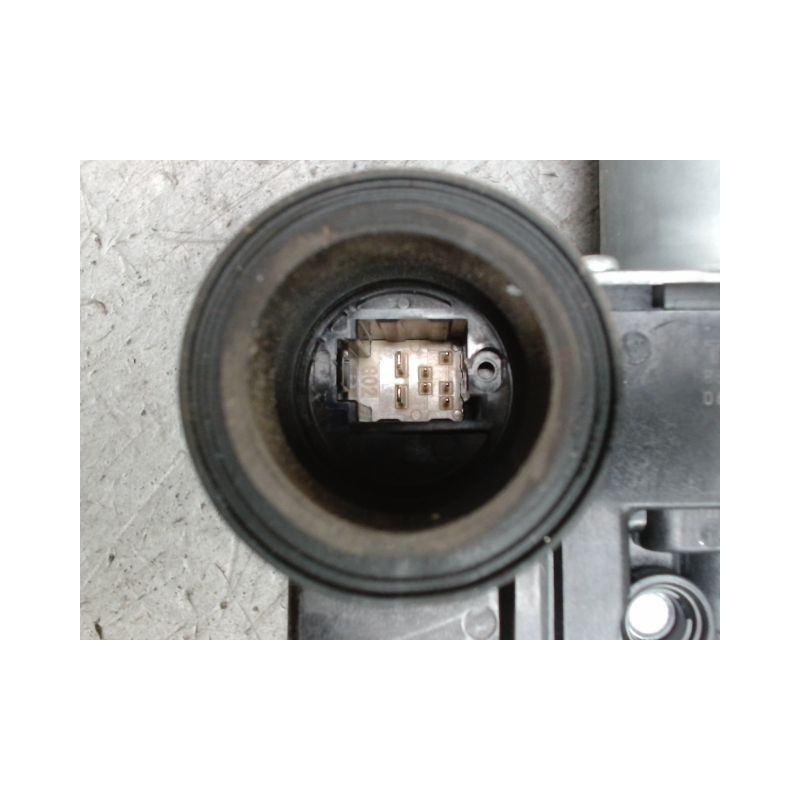 MECANISME+MOTEUR LEVE-GLACE AVANT DROIT TOYOTA YARIS