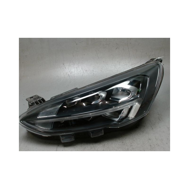PHARE GAUCHE FORD FOCUS