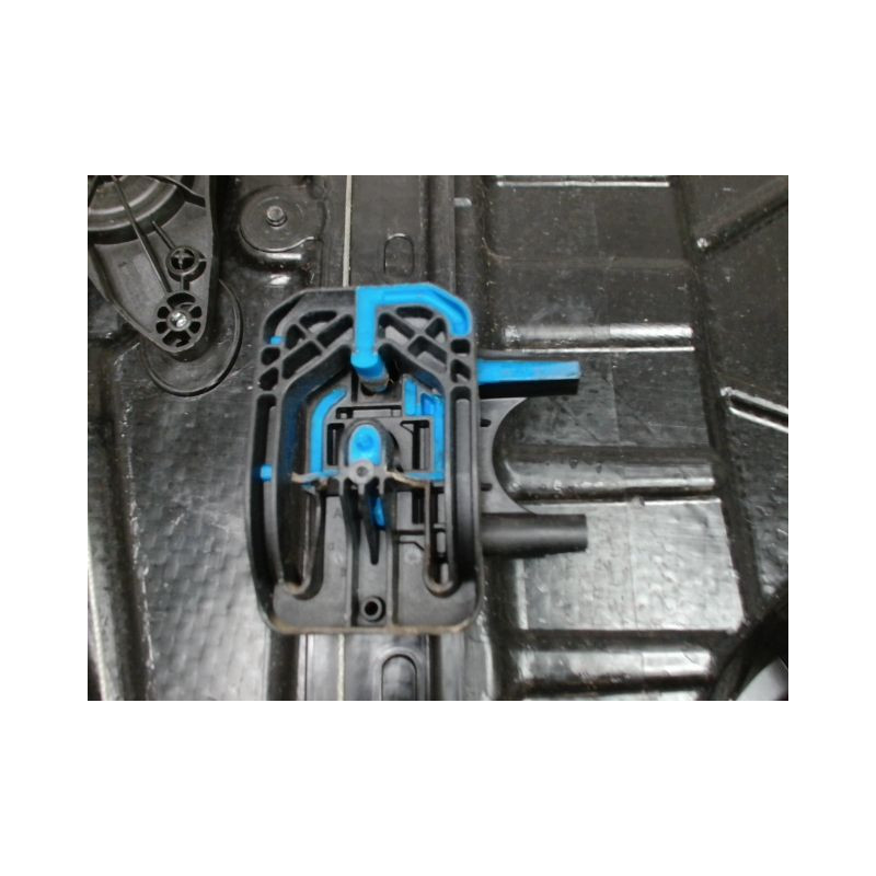 MECANISME+MOTEUR LEVE-GLACE ARRIERE DROIT FORD FOCUS