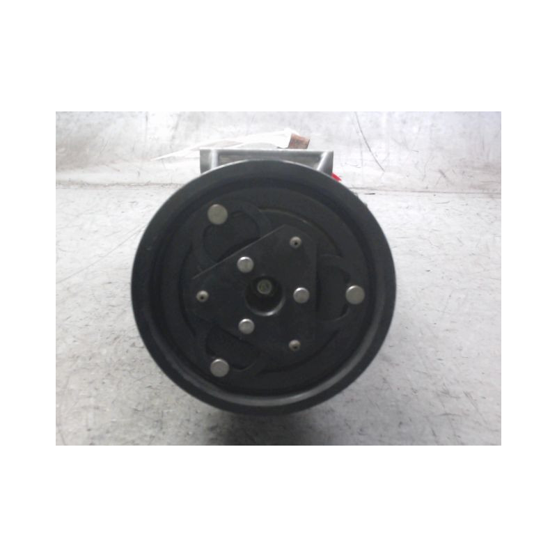 COMPRESSEUR AIR CONDITIONNE NISSAN JUKE
