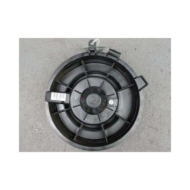 MOTEUR VENTILATEUR CHAUFFAGE NISSAN QASHQAI