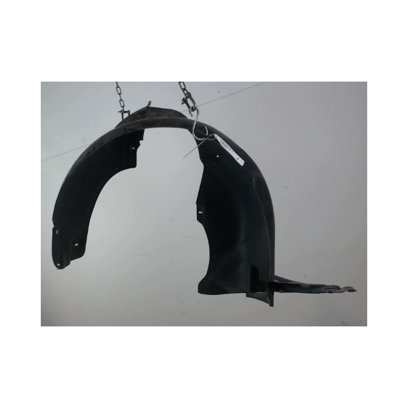 PARE-BOUE AVANT DROIT SKODA FABIA 2007-