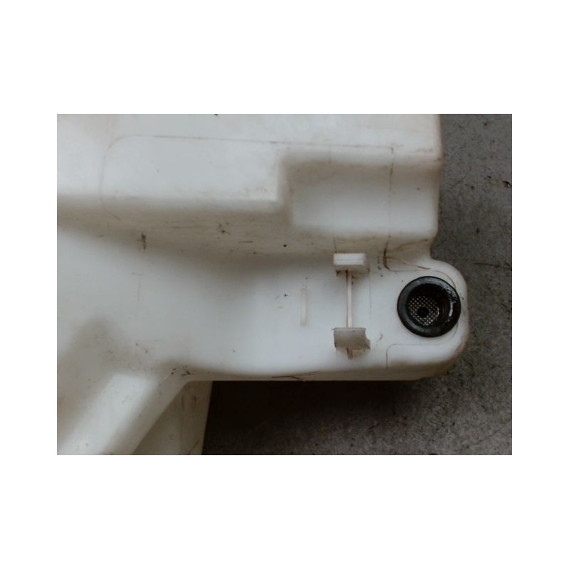 RESERVOIR LAVE-GLACE AVANT VOLVO XC70