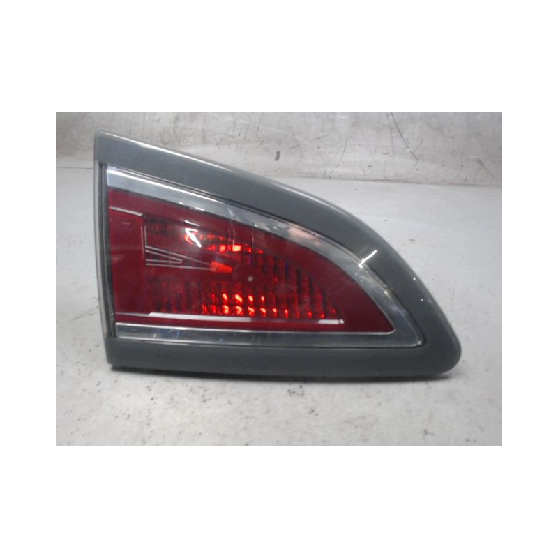 FEU ARRIERE INTERIEUR GAUCHE RENAULT MEGANE