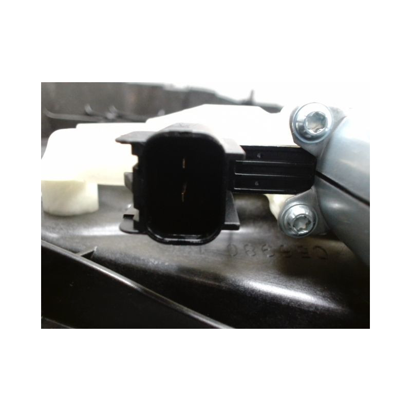 MECANISME+MOTEUR LEVE-GLACE AVANT GAUCHE FORD FIESTA
