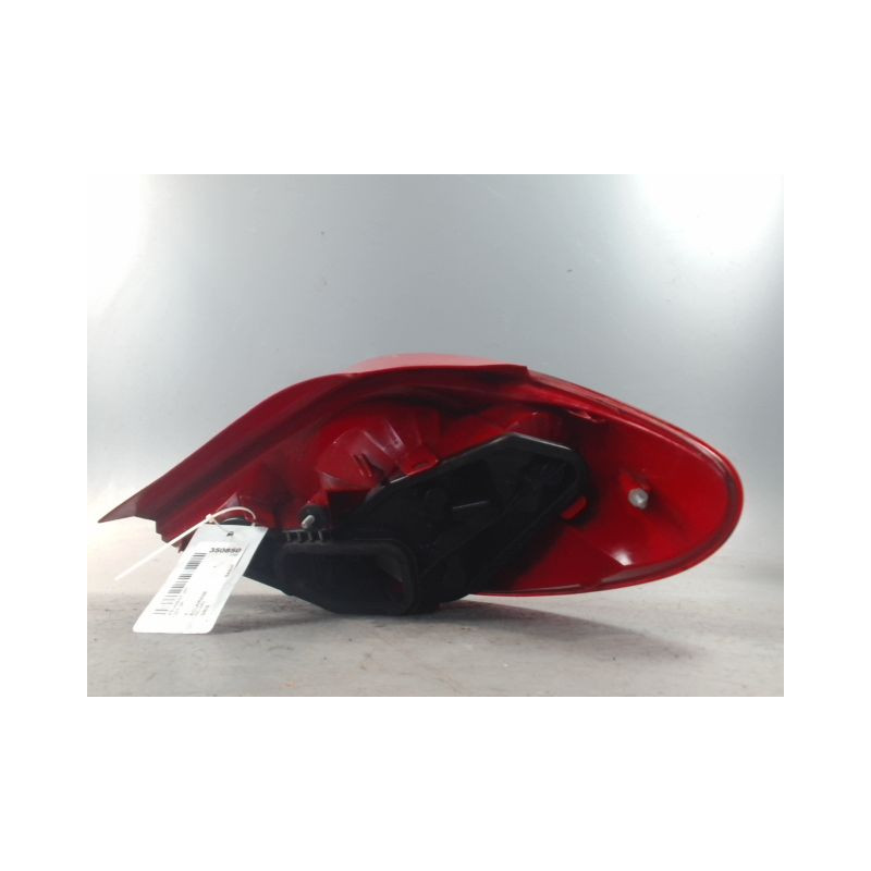 FEU ARRIERE GAUCHE  PEUGEOT 207 3P