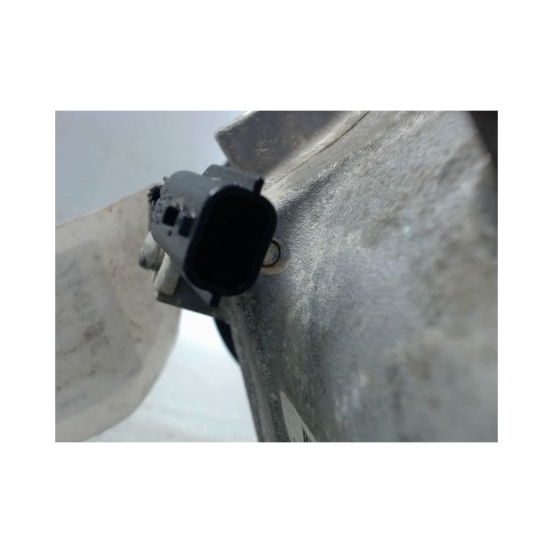 COMPRESSEUR AIR CONDITIONNE DACIA SANDERO 2008-