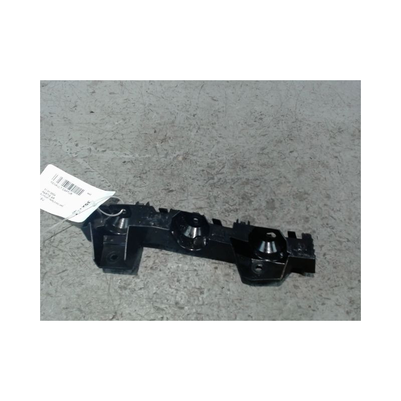 SUPPORT PARE-CHOC ARG RENAULT CAPTUR
