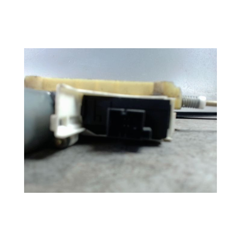 MECANISME+MOTEUR LEVE-GLACE ARRIERE DROIT AUDI A6 2001-