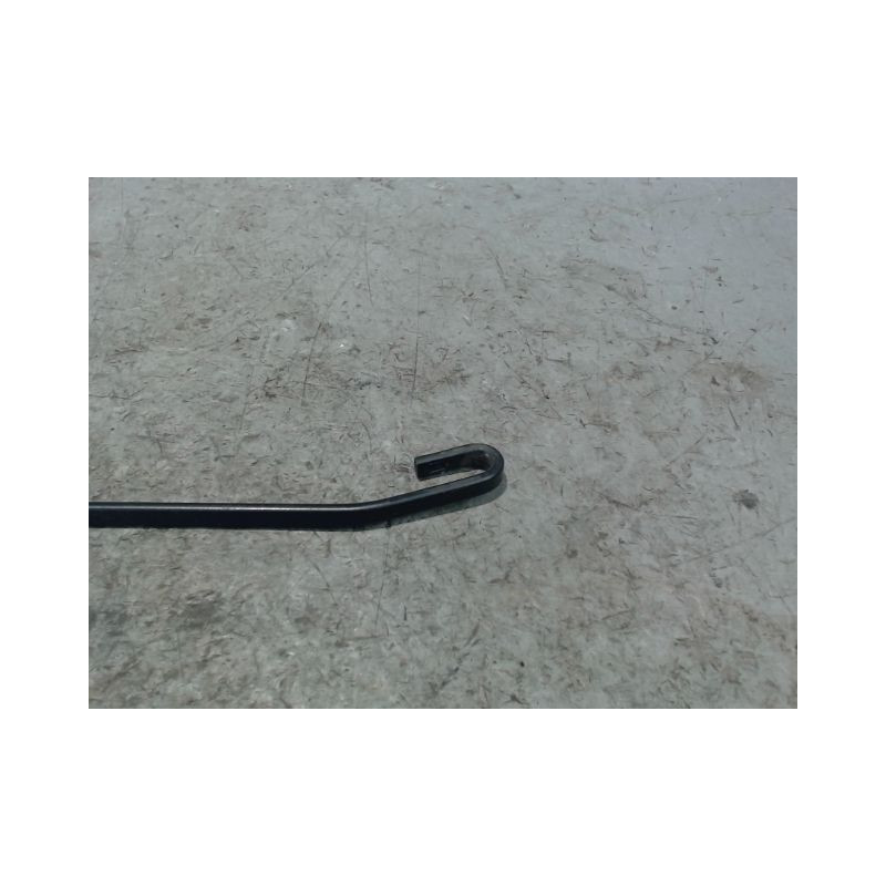 BRAS ESSUIE-GLACE AVANT DROIT DACIA DUSTER 2010-