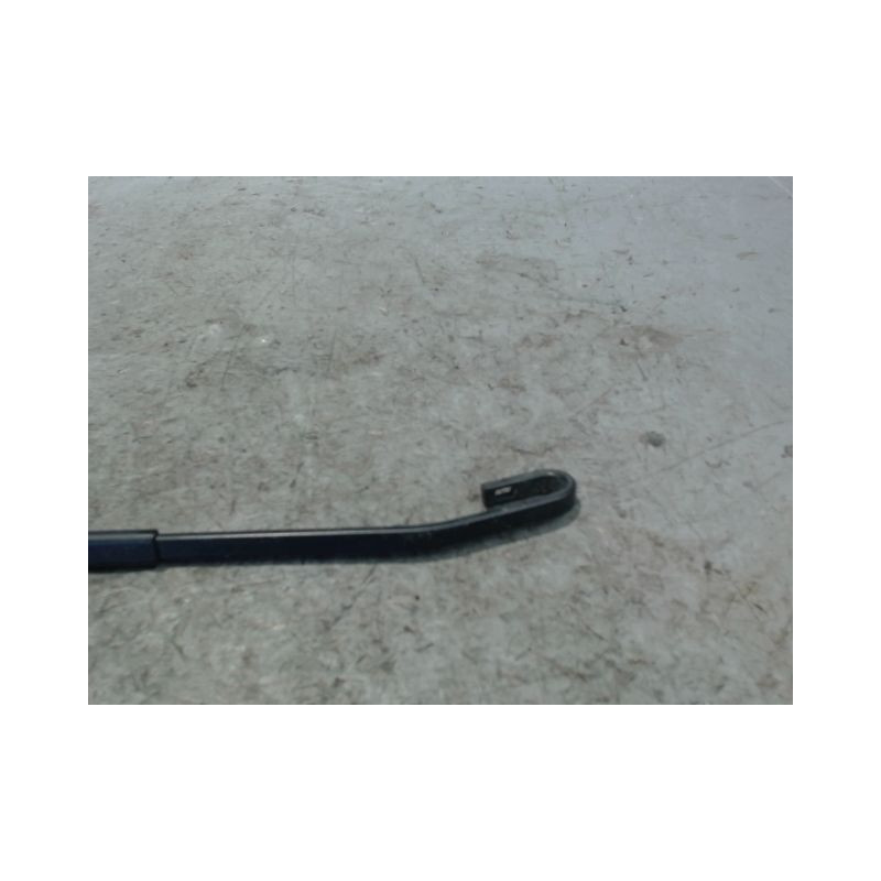 BRAS ESSUIE-GLACE AVANT GAUCHE DACIA DUSTER 2010-