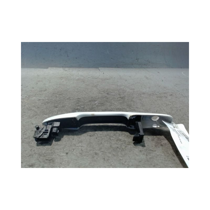 POIGNEE EXTERIEURE PORTE AVANT GAUCHE MAZDA MAZDA 2