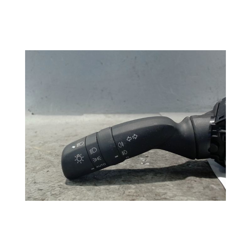 COMMANDE CLIGNOTANT MAZDA MAZDA 2