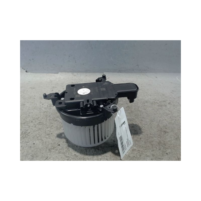 MOTEUR VENTILATEUR CHAUFFAGE MAZDA MAZDA 2