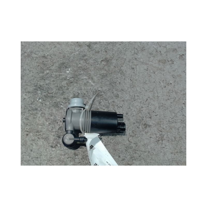 POMPE LAVE-GLACE AVANT MAZDA MAZDA 2