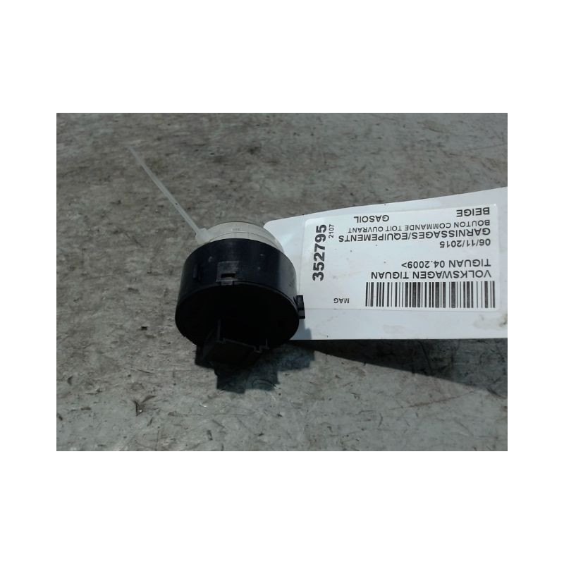 BOUTON COMMANDE TOIT OUVRANT VOLKSWAGEN TIGUAN 2009-