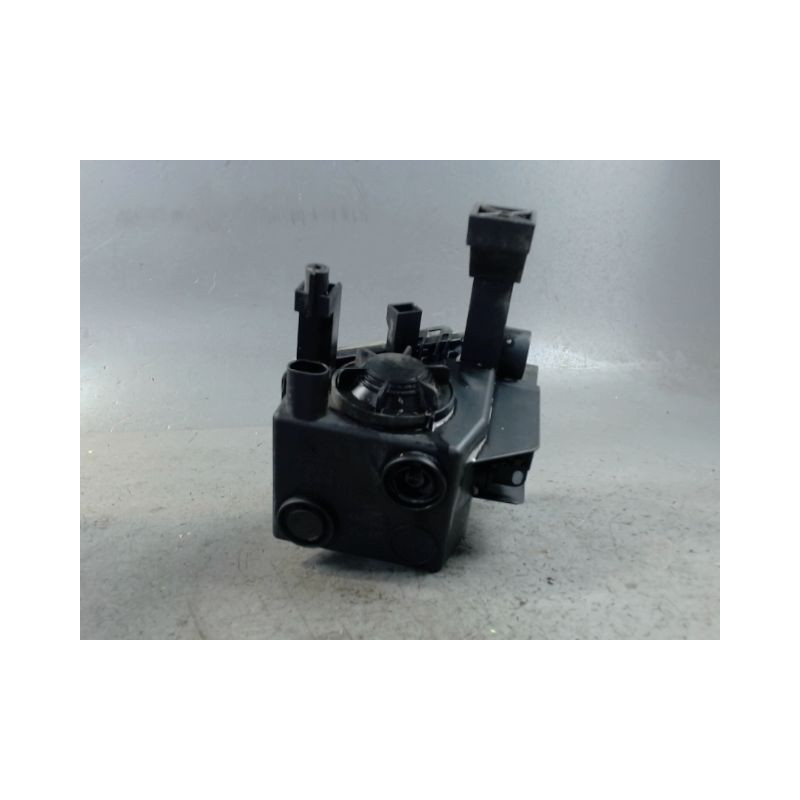 PHARE ANTIBROUILLARD AVANT DROIT OPEL ZAFIRA