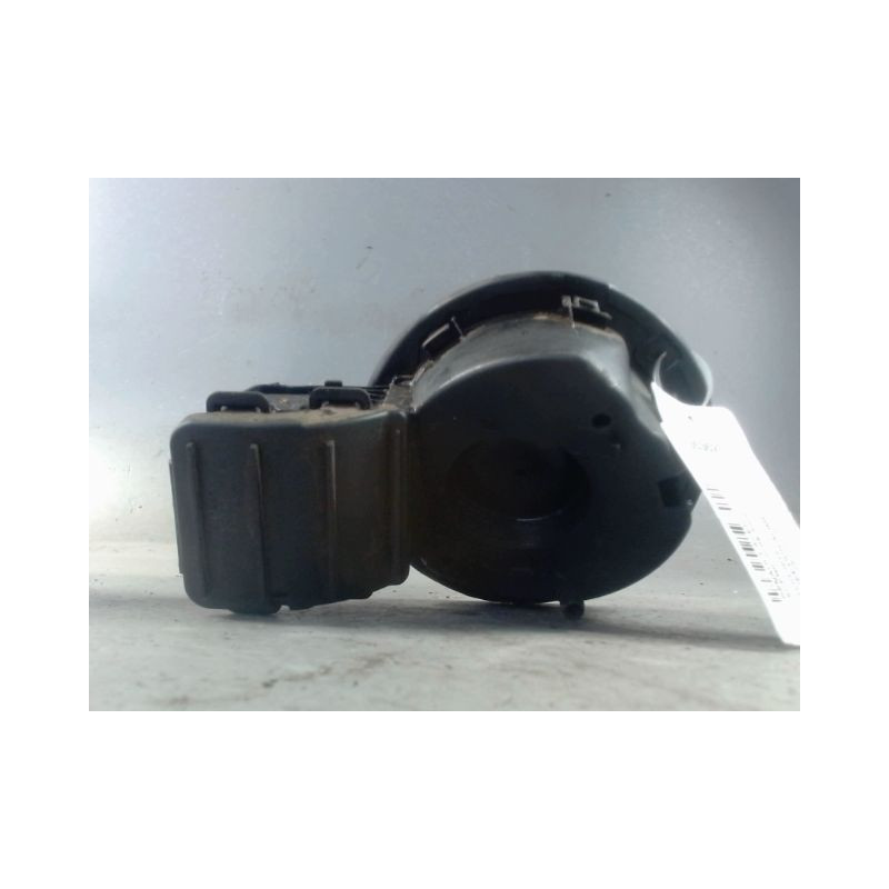 VOLET DE TRAPPE CARBURANT RENAULT SCENIC III 2009-