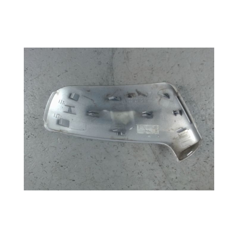CARENAGE RETROVISEUR EXTERIEUR GAUCHE CITROEN C4 2010-