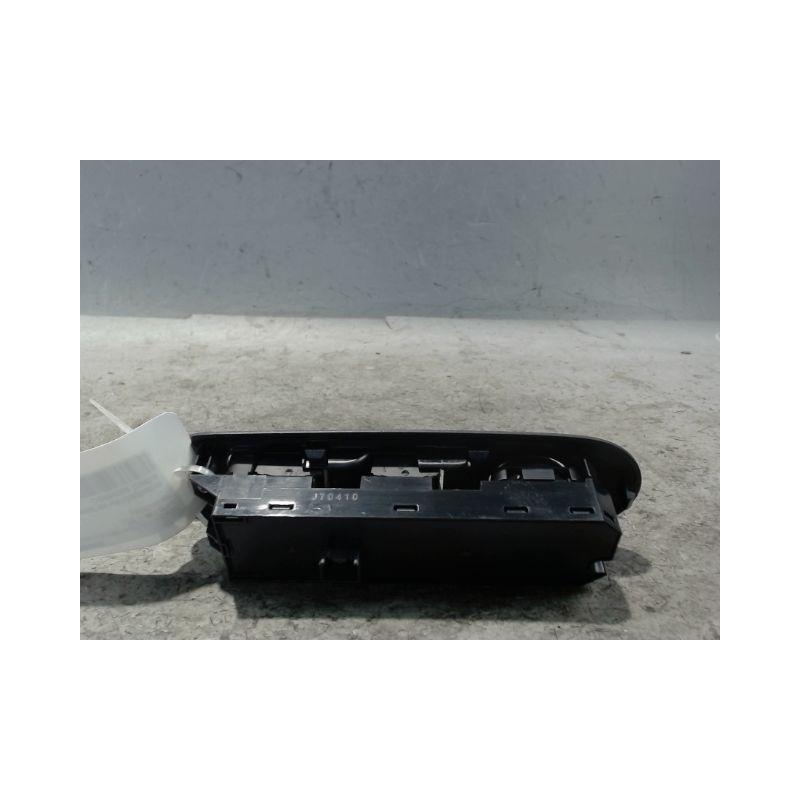 COMMANDE LEVE-GLACE PORTE AVG FORD MONDEO 2000-2007