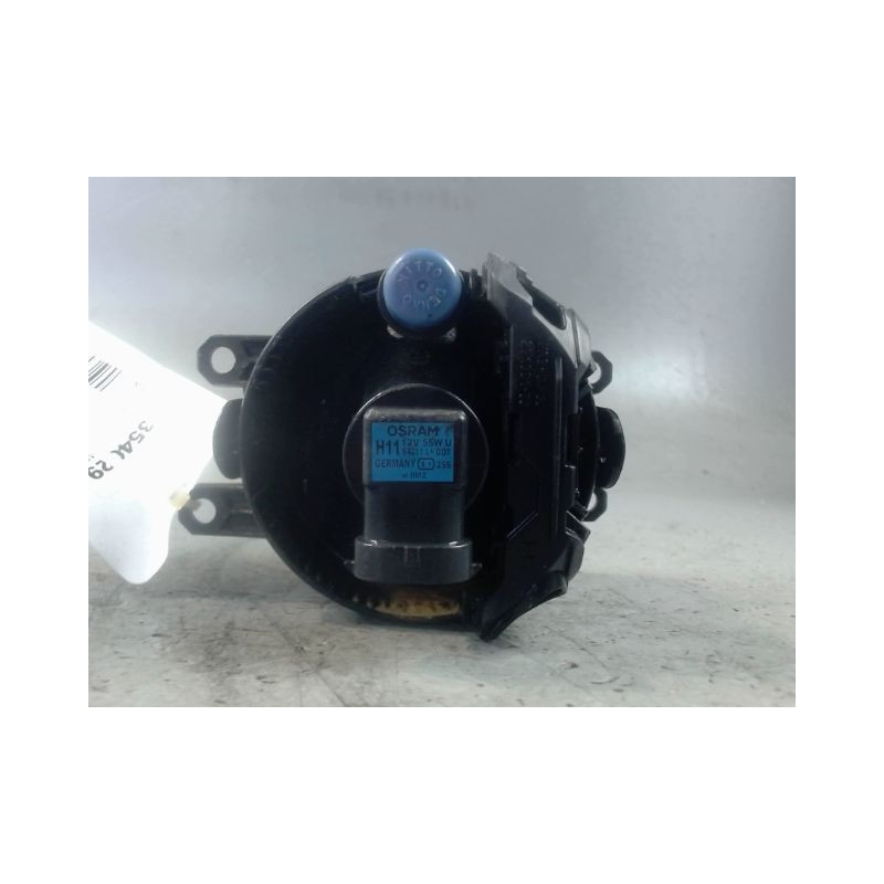 PHARE ANTIBROUILLARD AVANT GAUCHE TOYOTA VERSO