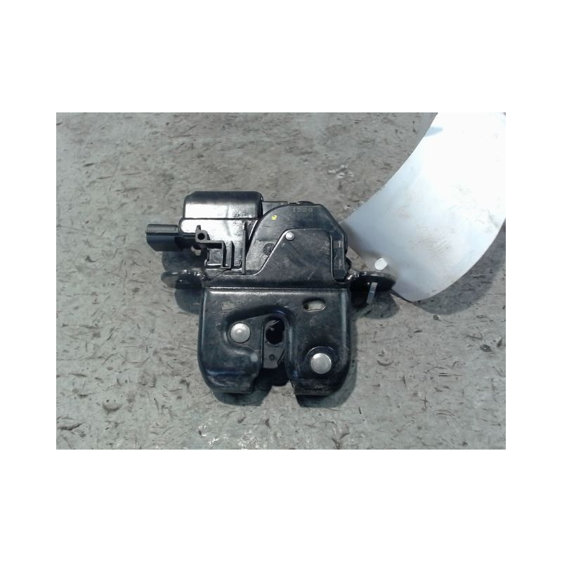 SERRURE HAYON  RENAULT SCENIC III 2009-