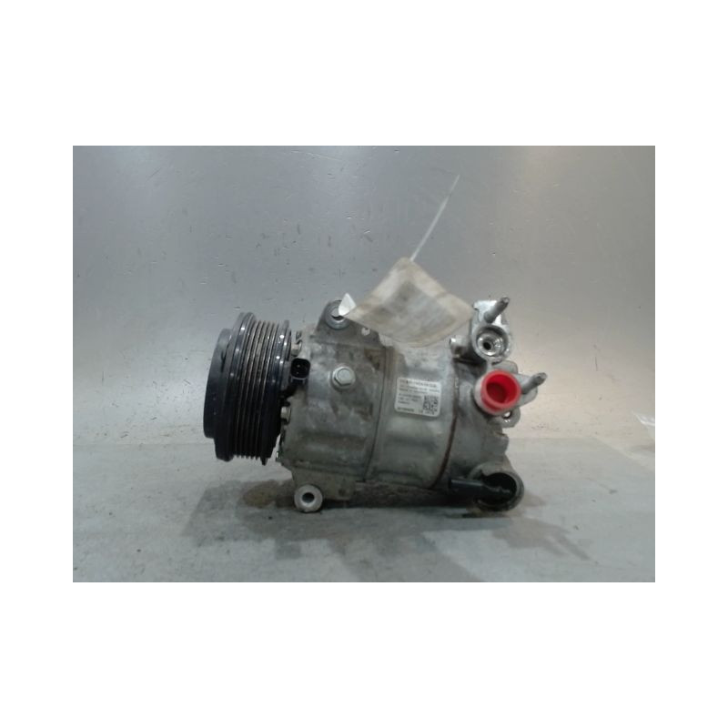 COMPRESSEUR AIR CONDITIONNE FORD FIESTA