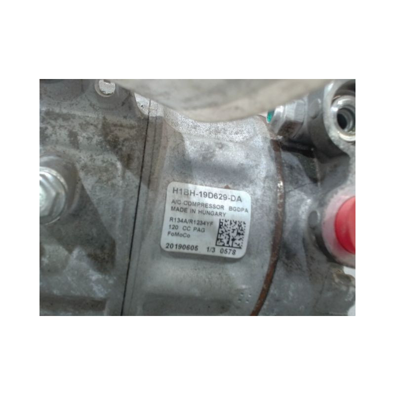 COMPRESSEUR AIR CONDITIONNE FORD FIESTA