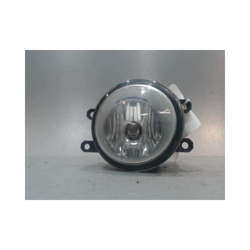 PHARE ANTIBROUILLARD AVANT DROIT TOYOTA AYGO