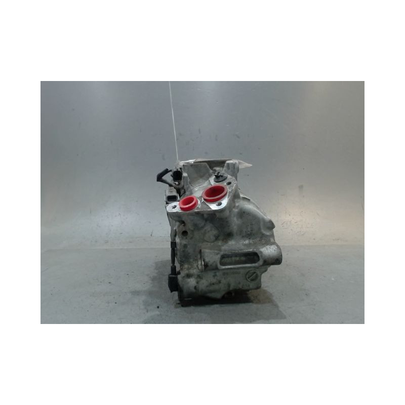 COMPRESSEUR AIR CONDITIONNE RENAULT MEGANE