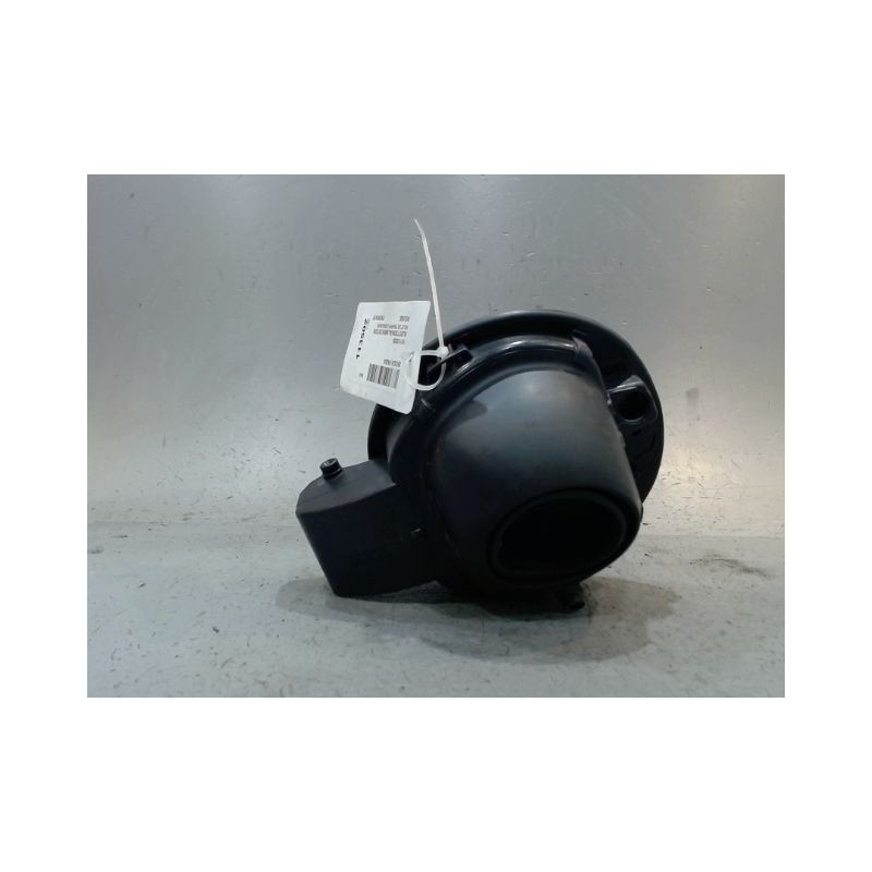 VOLET DE TRAPPE CARBURANT SKODA FABIA