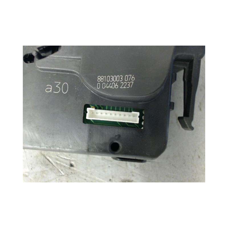 COMMANDE ESSUIE GLACE RENAULT CLIO