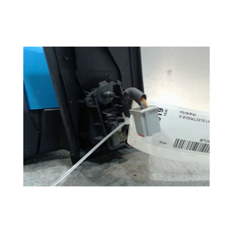 RETROVISEUR EXTERIEUR ELECTRIQUE GAUCHE FORD FOCUS