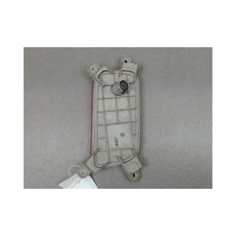FEU DE PARE-CHOC ARRIERE GAUCHE KIA PRO CEE D II Phase 1 2013-...
