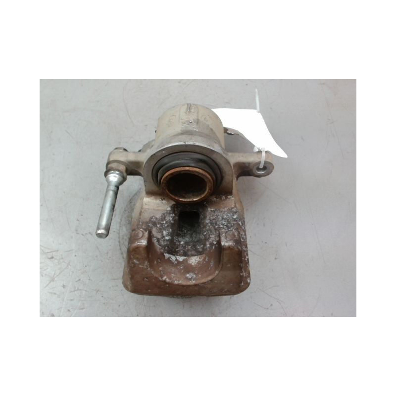 ETRIER DE FREIN ARRIERE DROIT TOYOTA RAV4 BREAK III PHASE 3 2010-2013