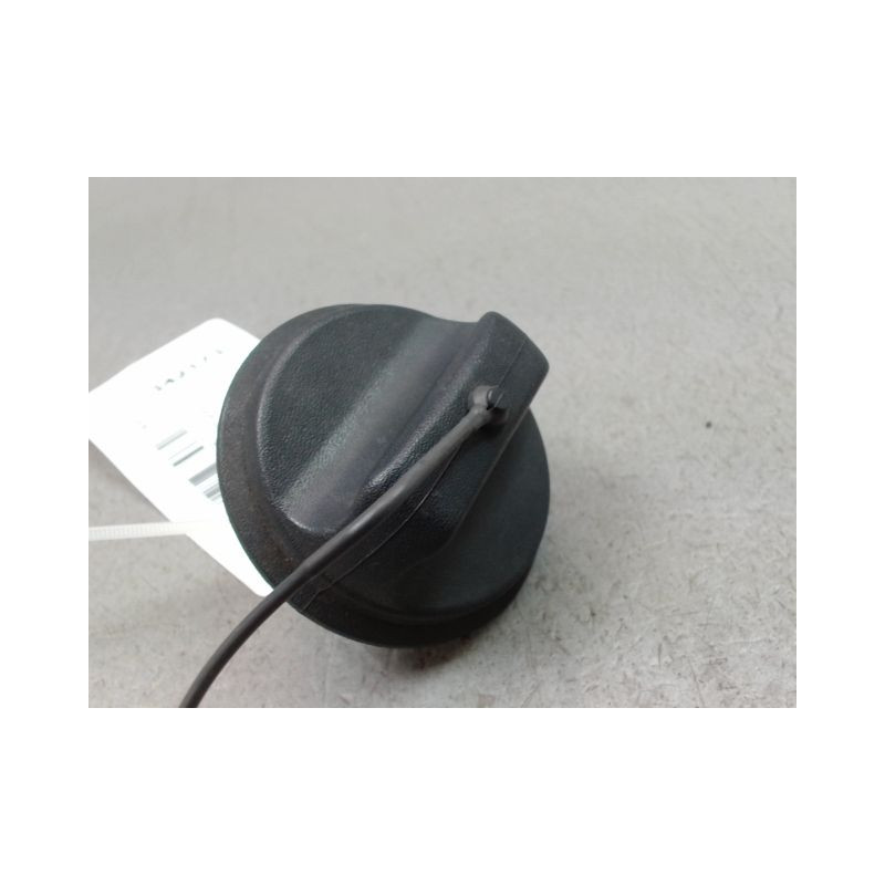 BOUCHON RESERVOIR A CARBURANT RENAULT CAPTUR Phase 1 2013-...