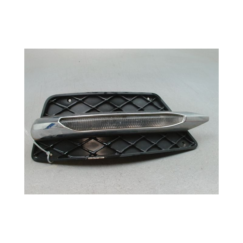 FEUX POSITION GAUCHE MERCEDES CLASSE C BREAK 2004-
