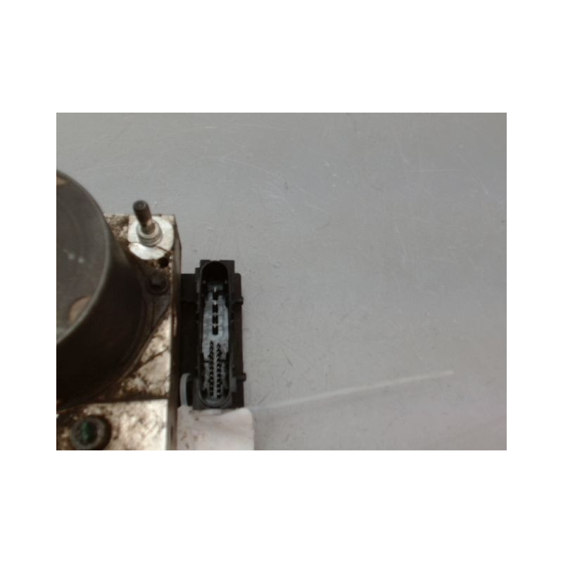 UNITE HYDRAULIQUE ABS OPEL CORSA III Phase 2 (C) 2003-2006
