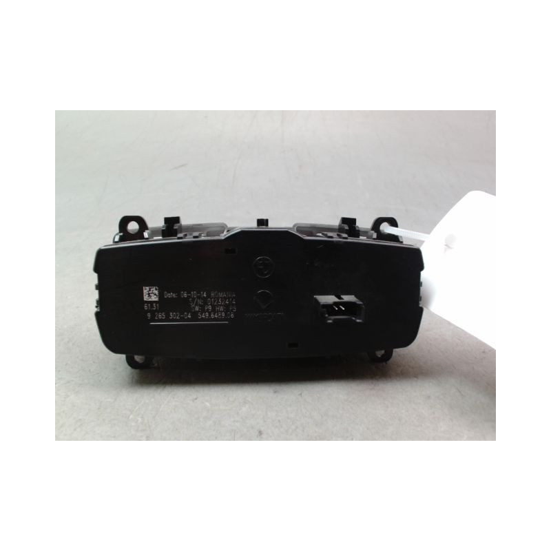 INTERIEUR COMMANDE PHARES BMW SERIE 1 II (F20/F21) 2011-...