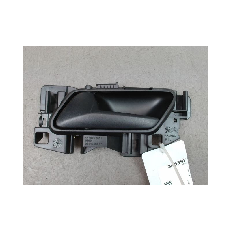 POIGNEE INTERIEURE PORTE AVANT GAUCHE PEUGEOT 208 2012-...