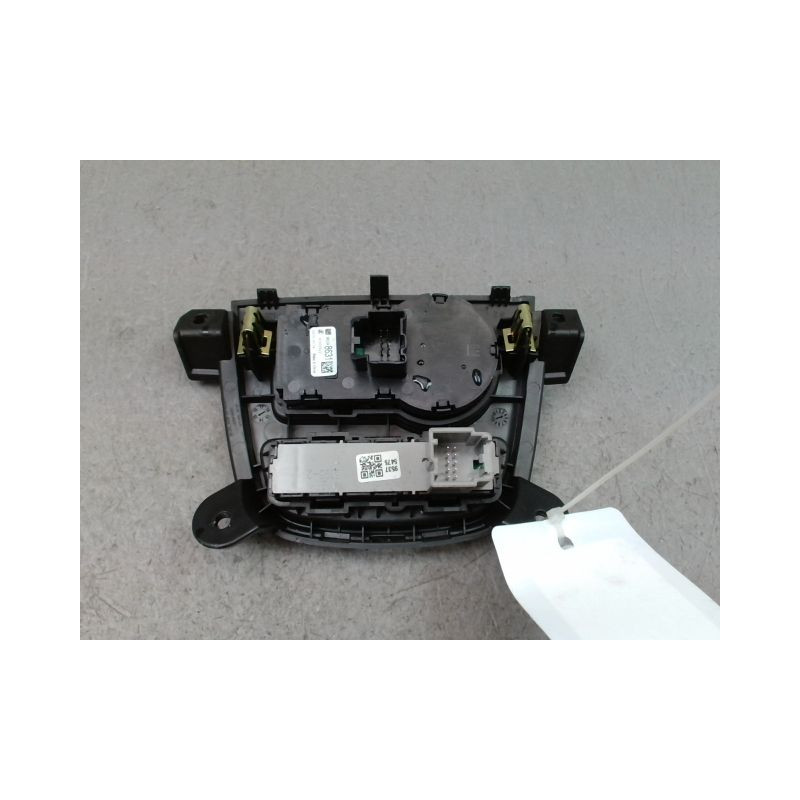 INTERIEUR COMMANDE PHARES OPEL KARL