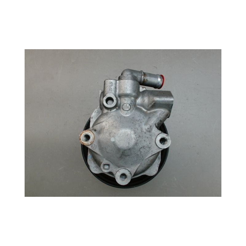 POMPE DIRECTION ASSISTEE AUDI A6