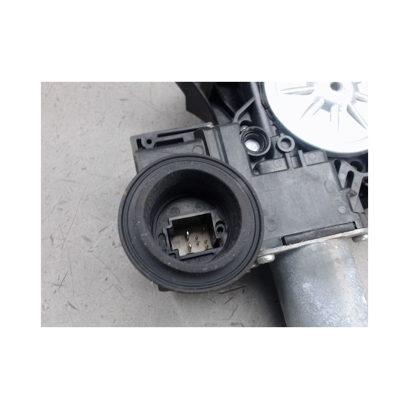 MECANISME LEVE-GLACE AVANT GAUCHE TOYOTA RAV4