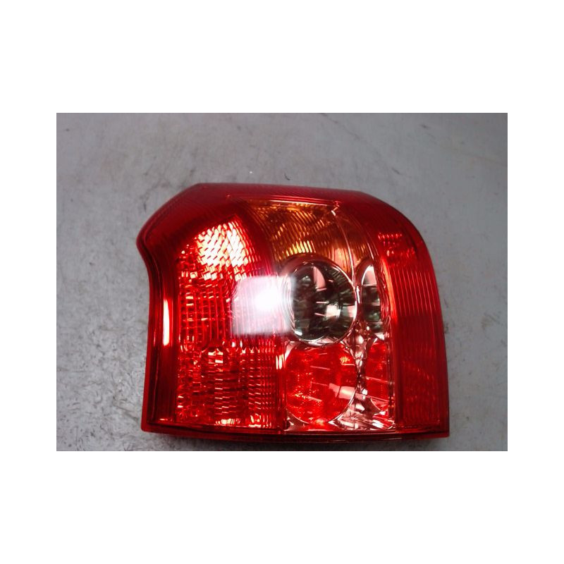 FEU ARRIERE GAUCHE  TOYOTA COROLLA 2004-