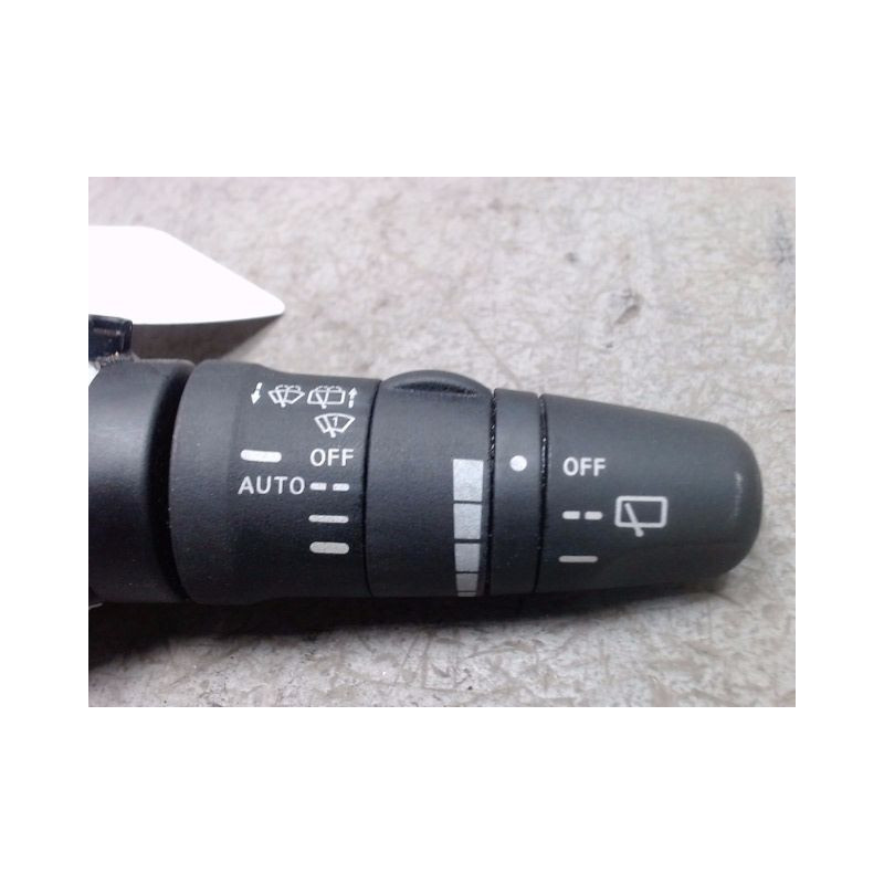 COMMANDE ESSUIE GLACE NISSAN NOTE