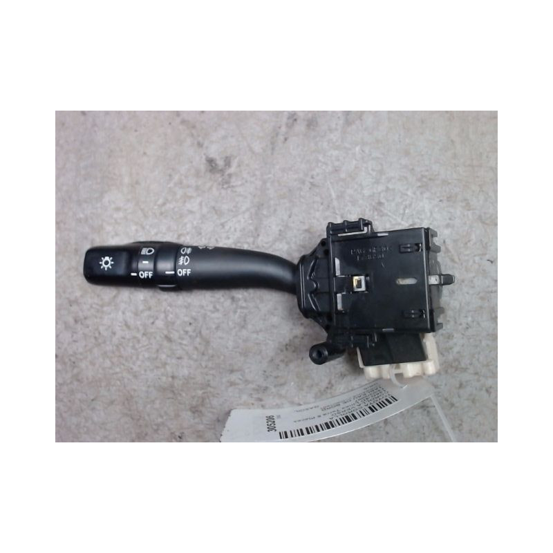 COMMANDE CLIGNOTANT TOYOTA COROLLA VERSO 2004-2007