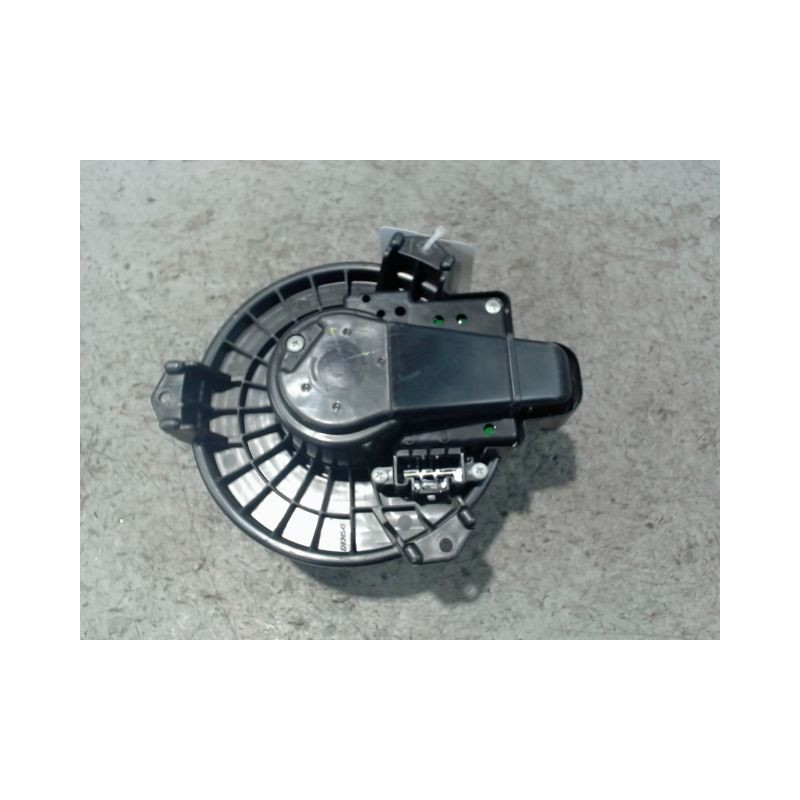 MOTEUR VENTILATEUR CHAUFFAGE TOYOTA RAV4 2006