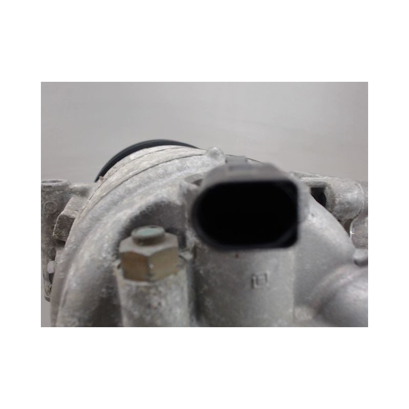 COMPRESSEUR AIR CONDITIONNE VOLKSWAGEN POLO