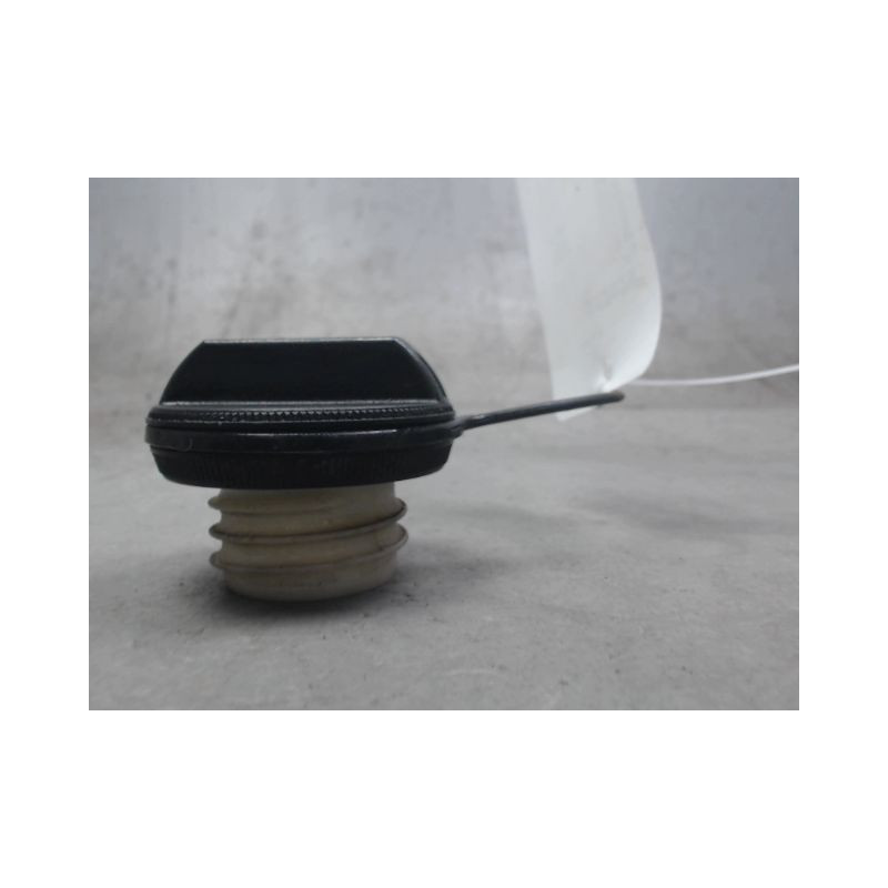 BOUCHON RESERVOIR A CARBURANT NISSAN NOTE