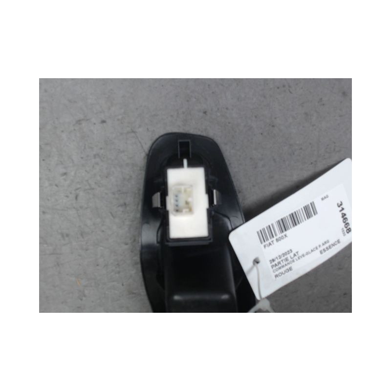 COMMANDE LEVE-GLACE PORTE ARG FIAT 500X